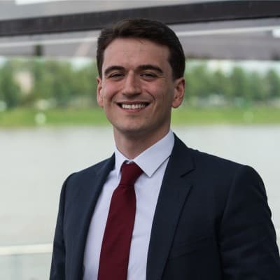 Max Valjan